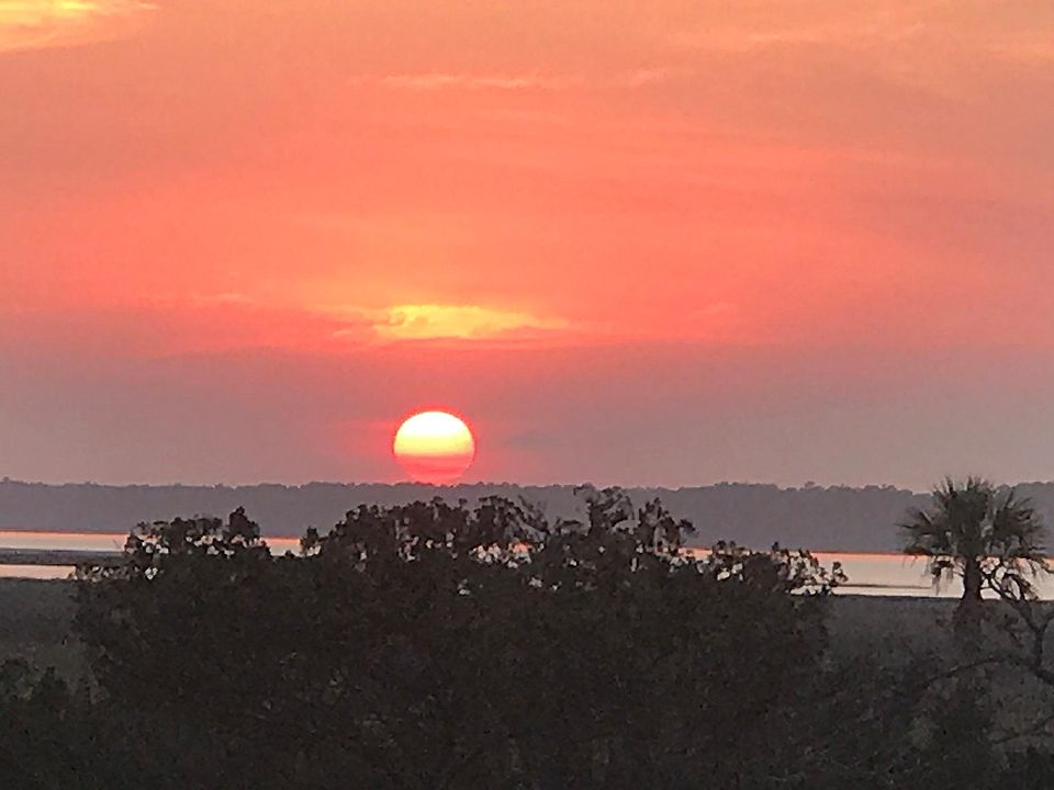 Gorgeous sunset views over the Calibogue Sound