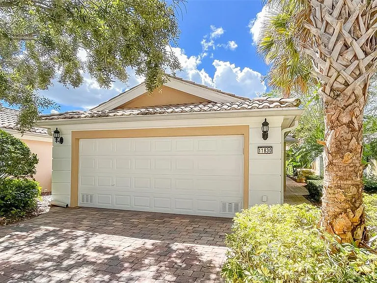 11830 Delfina Ln — Photo 1