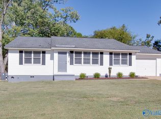 2605 Waltham Dr NE, Huntsville, AL 35811