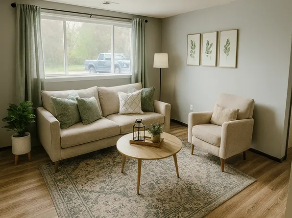 3684 W 4th St, 3684 W 4th St APT 3, Waterloo, IA 50701