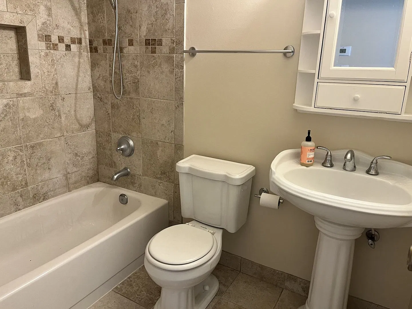 Updated Home In Springfield — Photo 3