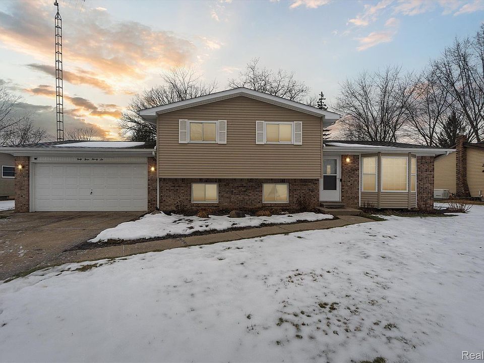 1st image of 4396 Staunton Dr