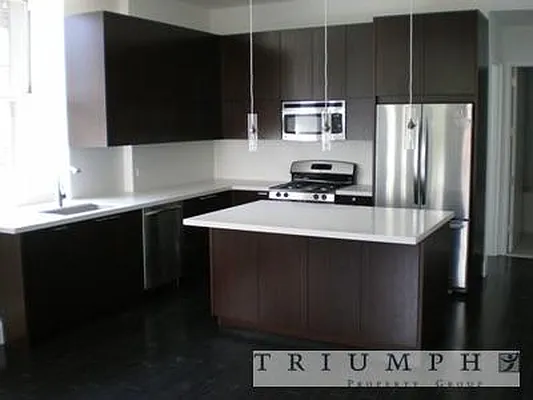 Rented by Triumph Property Group | media 20