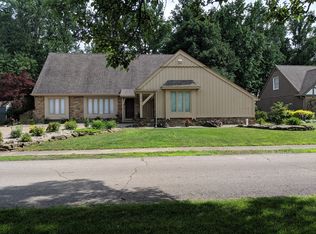 3915 Saddle Dr, Columbus, IN 47203