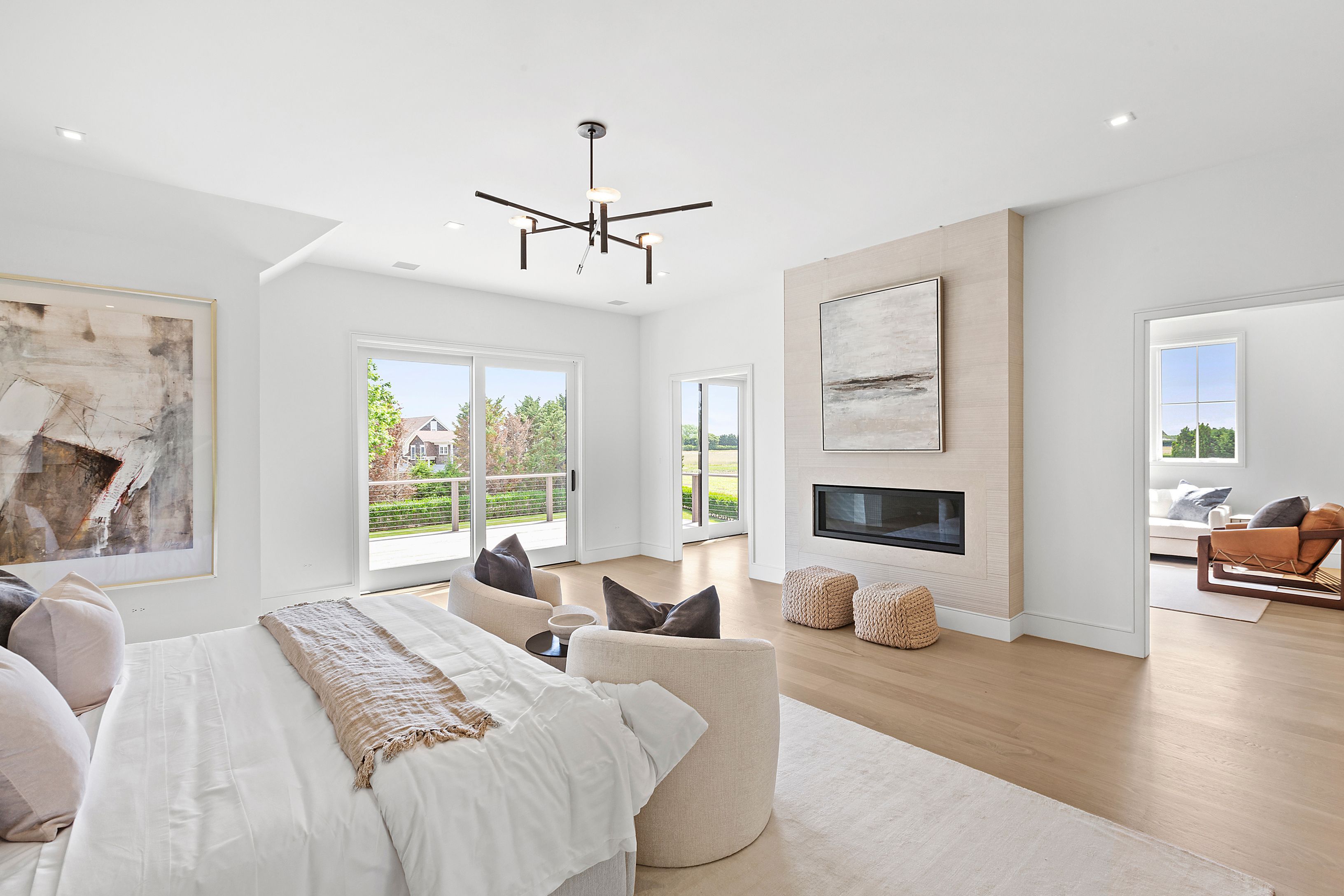 81 Davids Ln, Water Mill, NY 11976 Out East