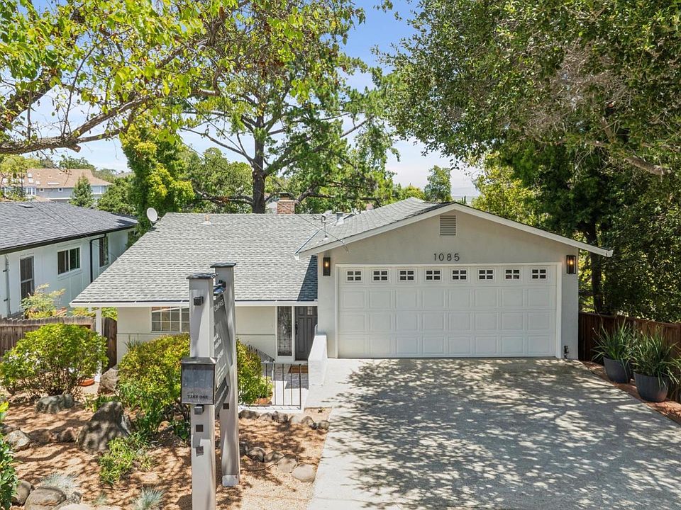 1st image of 1085 Sunset Dr