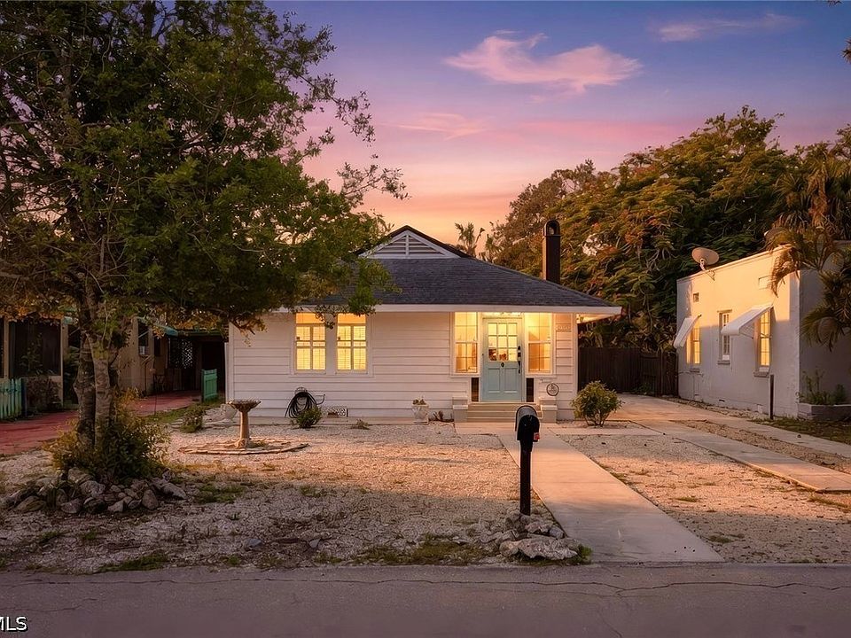 1st image of 2122 Katherine St