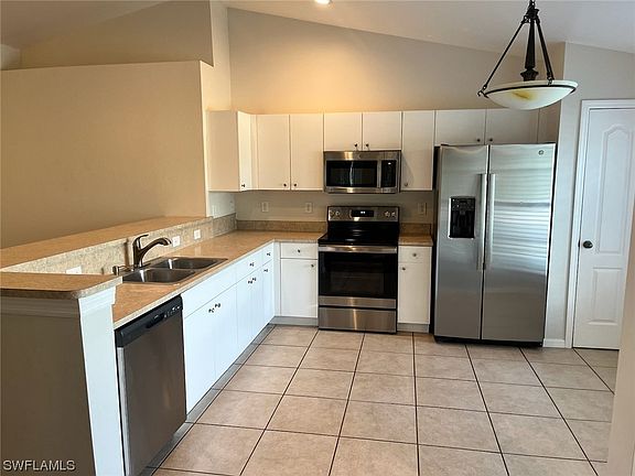 5th image of 4703 Ida Ave S