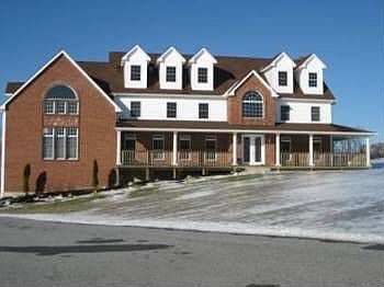 1st image of 70 Cunningham Dr