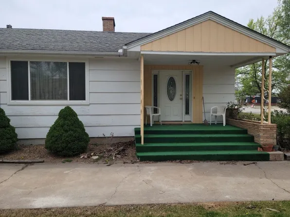 410 S Main St, Hillsboro, KS 67063