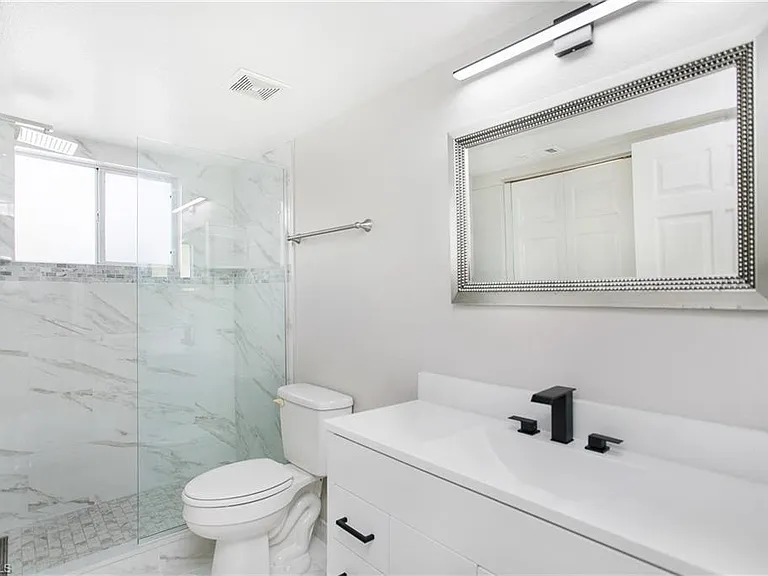 8271 Key Royal Cir #924 — Photo 17