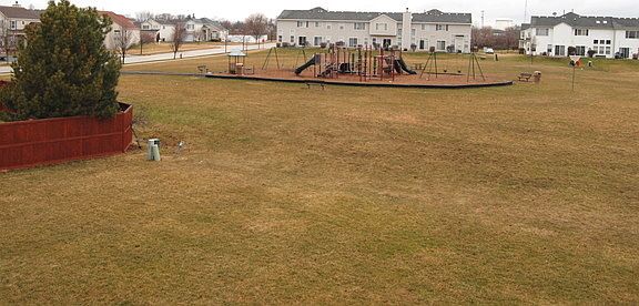 2nd image of 16620 S Windsor Ln #1662