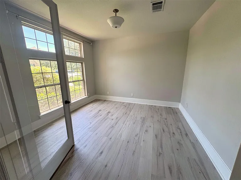 120 Wake Valley Ct — Photo 4