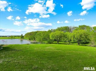 3257 W Saint Charles Pl, Peoria, IL 61615