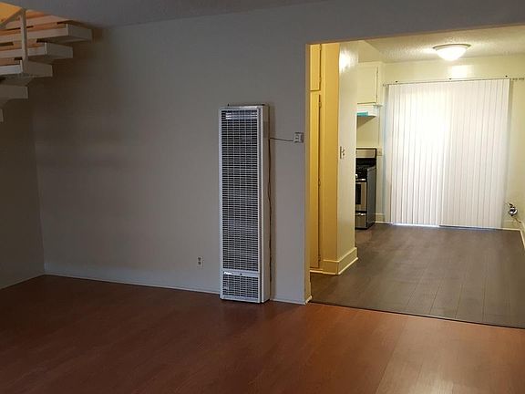 2nd image of 7545 N Hollywood Way APT 4