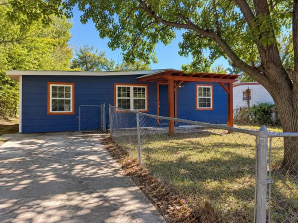 2832 E 45th Pl N, Tulsa, OK 74110