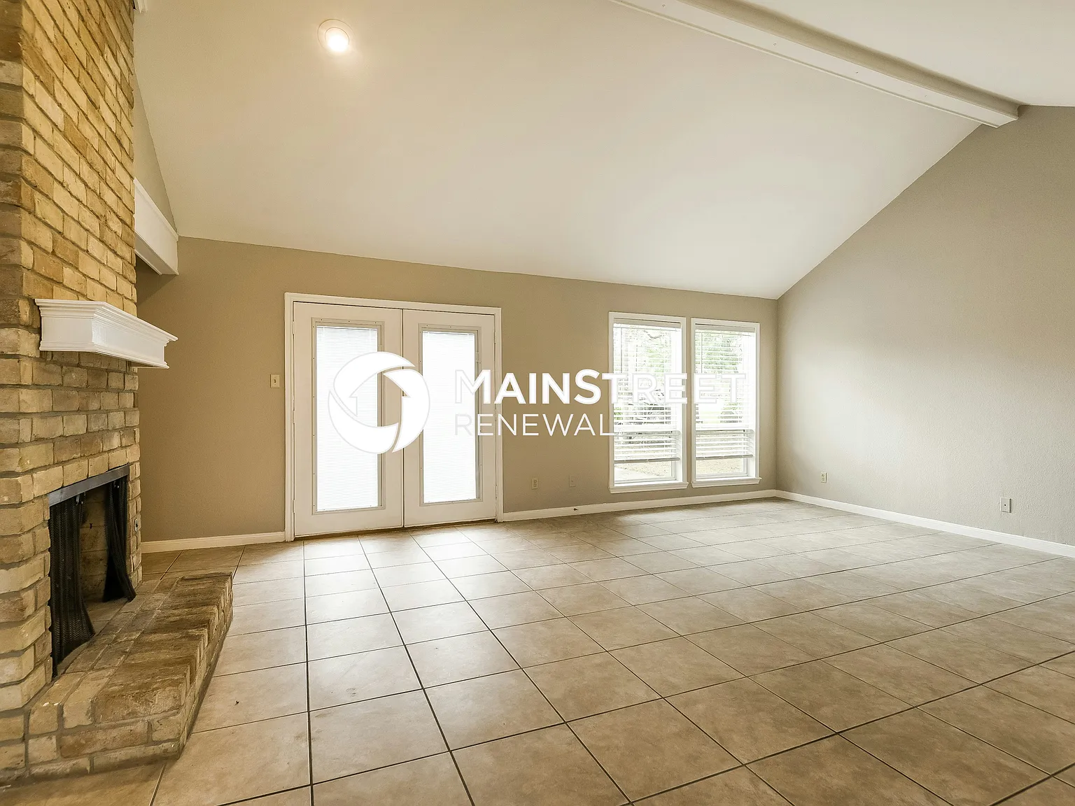 1602 Chestnut Ridge Rd — Photo 3