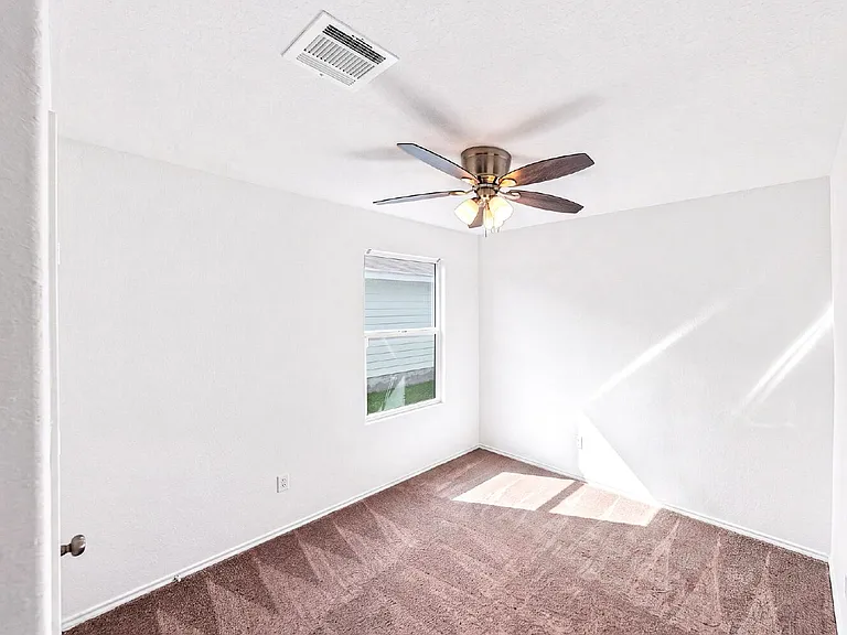 8802 McCoy Pass — Photo 27