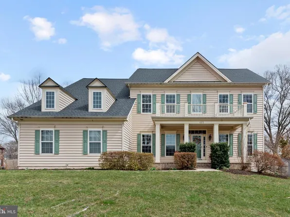 403 Madison St, Herndon, VA 20170