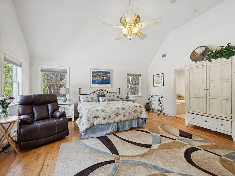 126 Malloy Dr — Photo 17