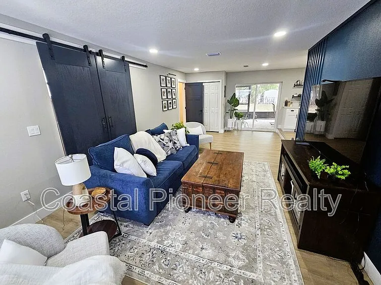8711 N Wick Pl — Photo 13