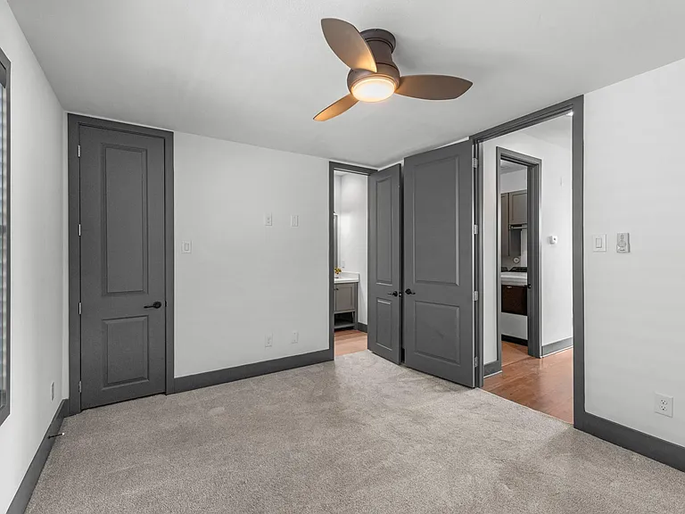 5802 Kansas St — Photo 27