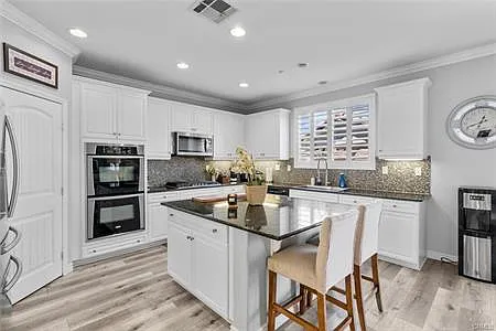 4982 Snowberry Dr — Photo 5