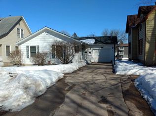 206 Walnut St, Tipton, IA 52772