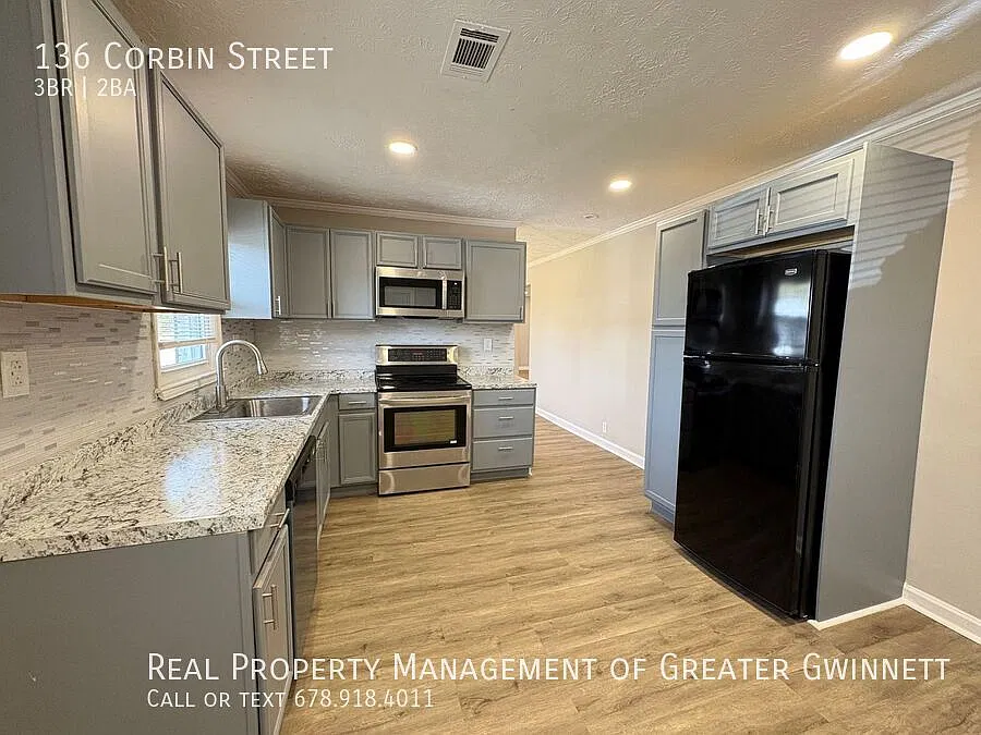 Renovated 3 bedroom Ranch Home in Lawrenceville! — Photo 2