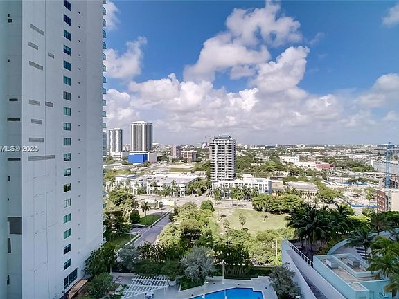 5th image of 1800 N Bayshore Dr #Unit Cu