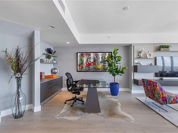 3rd image of 17301 Biscayne Blvd APT 1511
