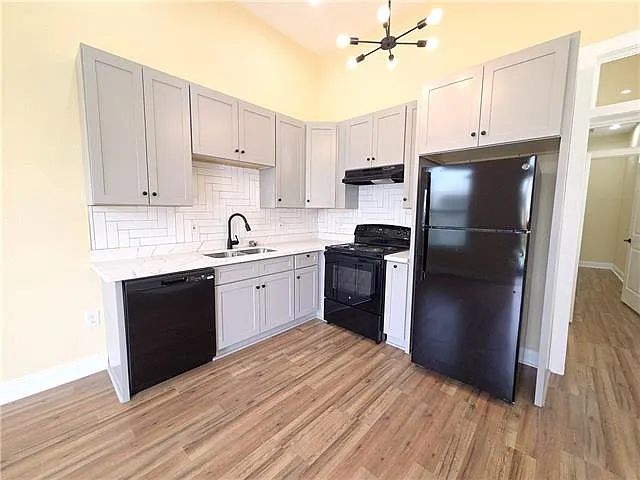 4606 Clara St — Photo 4