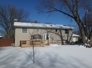 201 110th Ln NW, Coon Rapids, MN 55448
