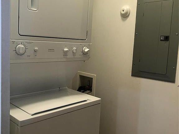 5th image of 849 Westgate Ave APT 101