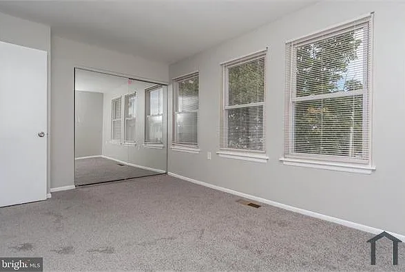 811 Showell Ct — Photo 6