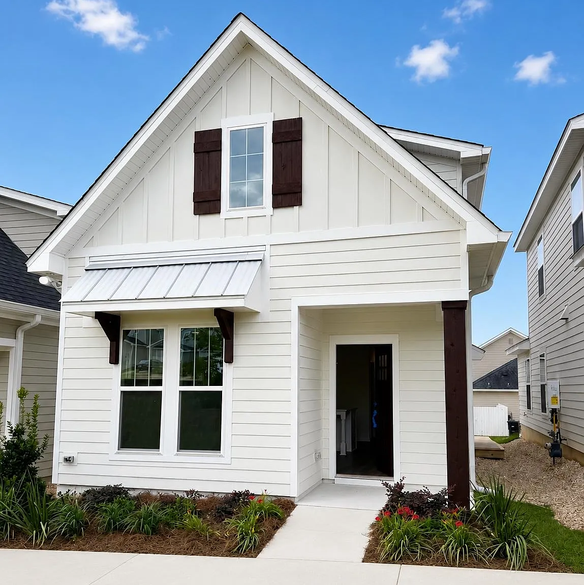 3 bed, 2.5 bath, 1319 sqft, $2,400 — Photo 1