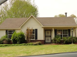 5878 Briarwood Dr, Horn Lake, MS 38637