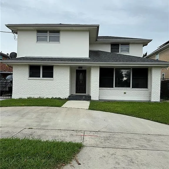 6468 Pontchartrain Blvd — Photo 1