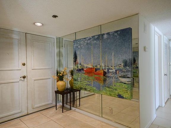 4th image of 1480 Gulf Blvd APT 209