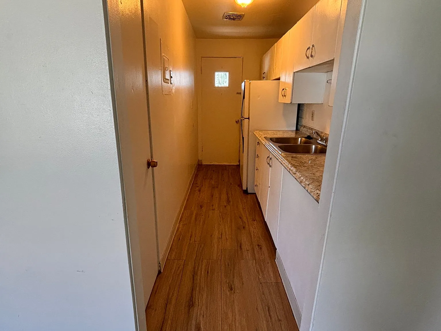 1 bed / 1 bath apartment in the Avenues of Salt Lake — Photo 2