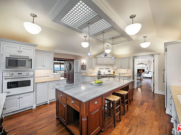 3599 Padaro Ln — Photo 13