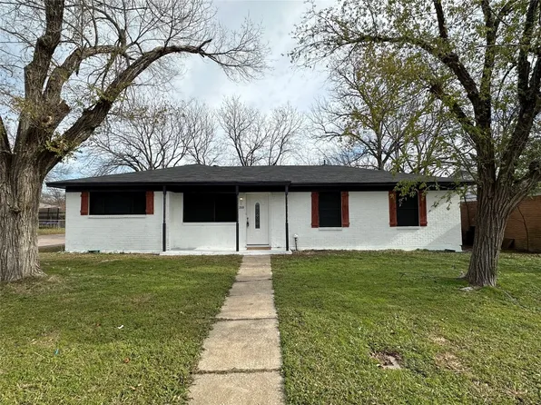 200 S Lillis Ln, Denison, TX 75020