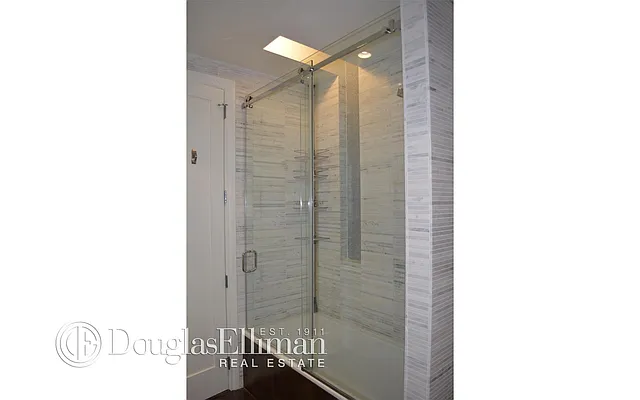 Rented by Douglas Elliman | media 14