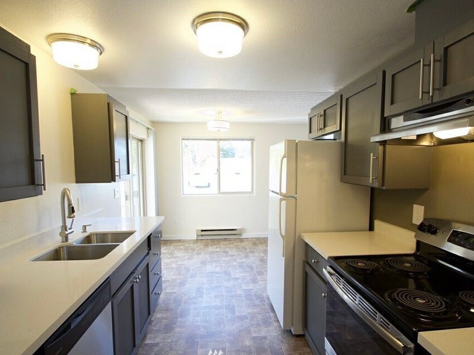 1st image of 4302 S 49th St APT C
