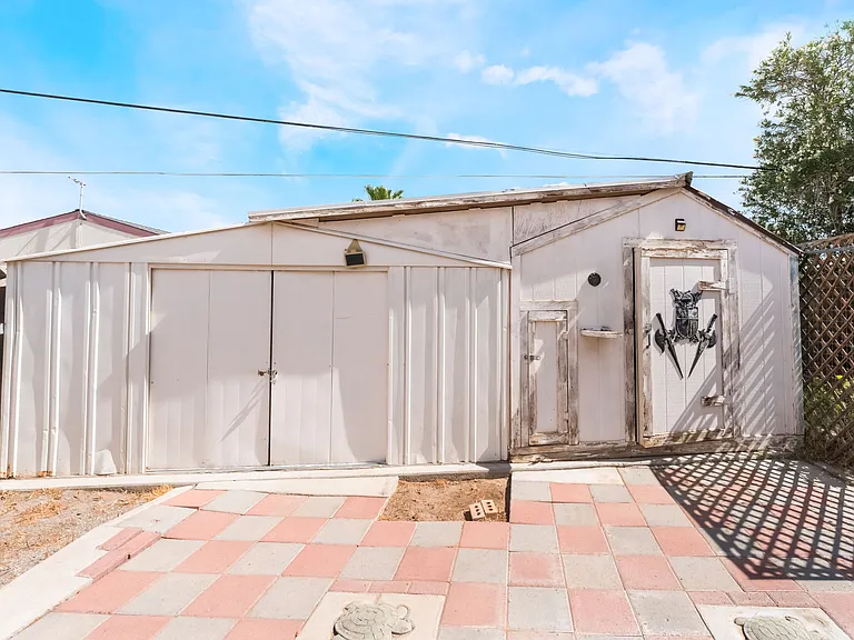 2108 Reynolds Ave — Photo 34