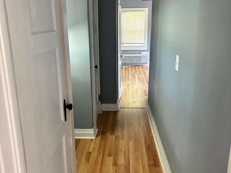 321 W Allen St #315 — Photo 2