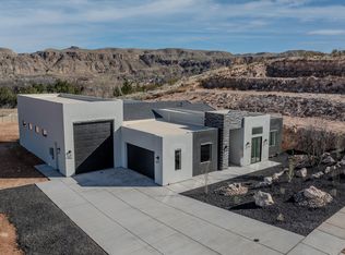 791 S Mountain View Dr, Hurricane, UT 84737