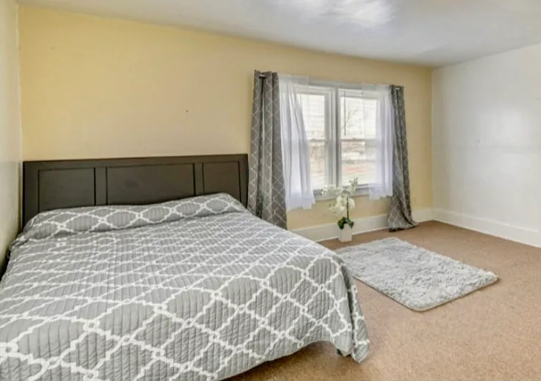 1449 Montcalm St — Photo 7