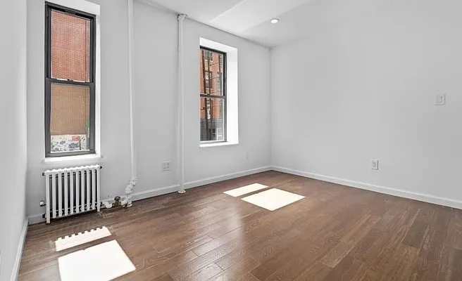 Rented by REAL New York | media 27