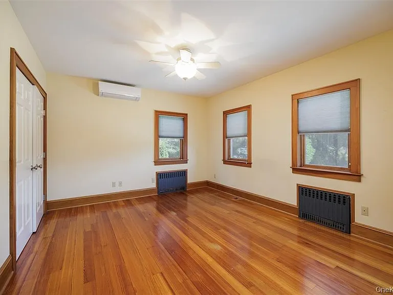 200 Lincoln Ave #1 — Photo 6